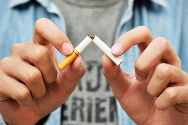 Hút thuốc lá không tốt cho người bệnh trào ngược dạ dày